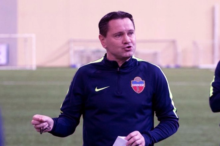 СМИ: Дмитрий Аленичев задержан пьяным за рулем в Красноярске СМИ: Дмитрий Аленичев задержан пьяным за рулем в Красноярске