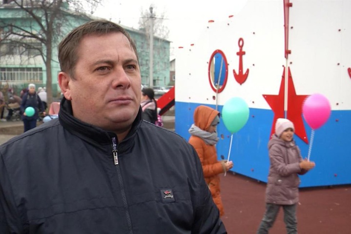 Новосибирских депутатов от «ЕР» обвинили в нарушении Конституции Новосибирских депутатов от «ЕР» обвинили в нарушении Конституции