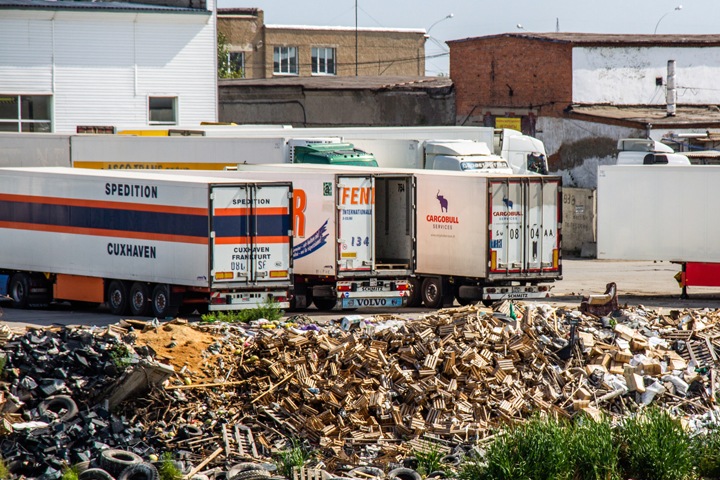 Новосибирский регоператор мусора задолжал подрядчикам более 100 млн