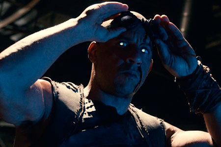 Проголосовавшие в Кузбассе посмотрят фильм «Риддик» раньше других россиян Проголосовавшие в Кузбассе посмотрят фильм «Риддик» раньше других россиян