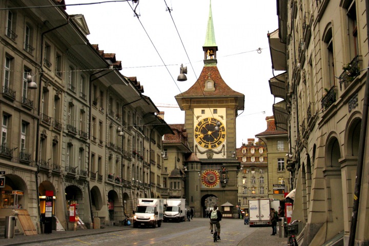 Швейцарский федерализм: компромисс без коррупции и революции