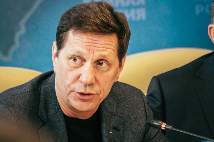 Александр Жуков: «Все останутся недовольны, если только делить бюджет между городом и областью» Александр Жуков: «Все останутся недовольны, если только делить бюджет между городом и областью»