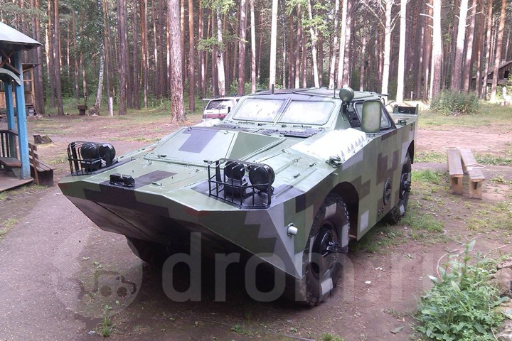Житель Канска продает личный БТР