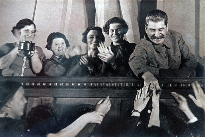 «Сталин нанес террористический удар по деревне». История репрессий и конституций «Сталин нанес террористический удар по деревне». История репрессий и конституций