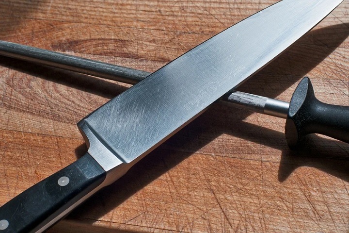 Житель Алтайского края убил сына после требований о еде Житель Алтайского края убил сына после требований о еде