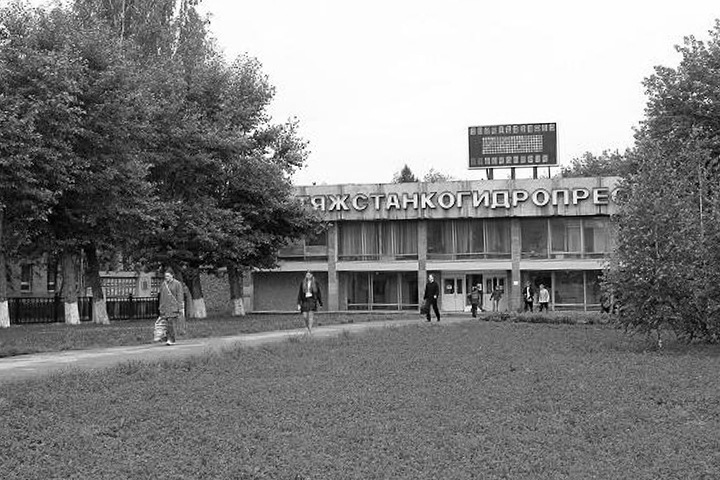 Ростехнадзор закрыл цех крупного новосибирского завода на фоне массовых увольнений Ростехнадзор закрыл цех крупного новосибирского завода на фоне массовых увольнений