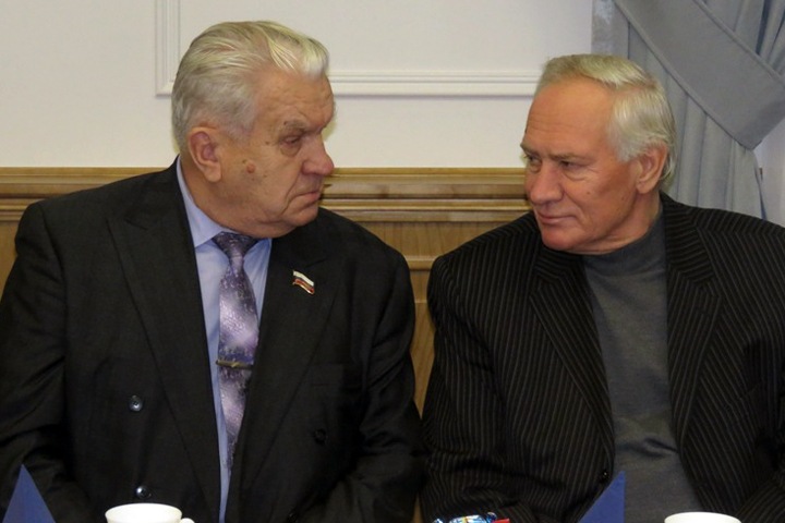 Экс-сенатор возглавил новосибирский совет ветеранов Экс-сенатор возглавил новосибирский совет ветеранов