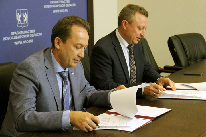 Первые электронные учебники появятся в новосибирских школах