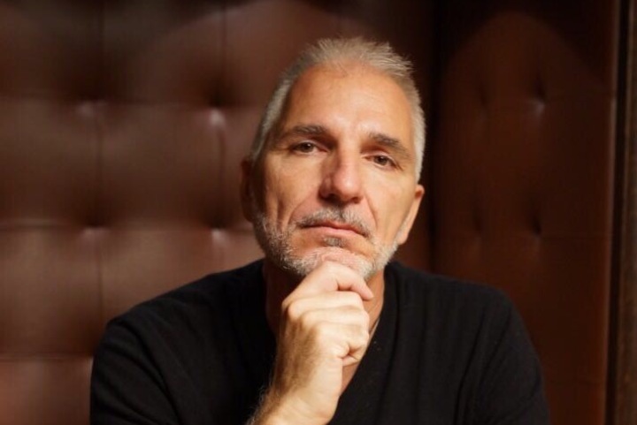 Режиссер Джорджо Амато: «Иисус шел по улице, а мы снимали на камеру реакцию» Режиссер Джорджо Амато: «Иисус шел по улице, а мы снимали на камеру реакцию»