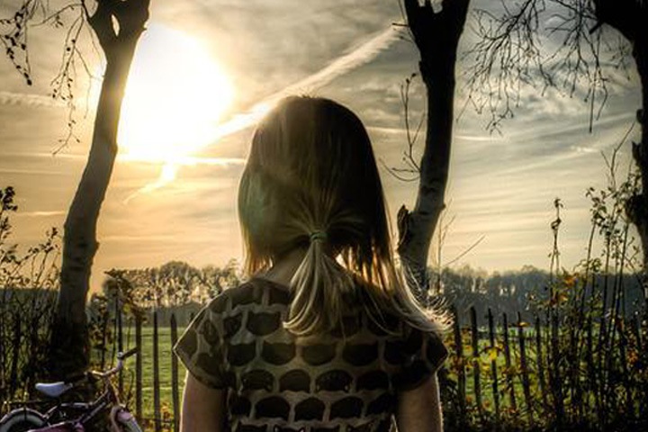 Полиция проверяет информацию о голой девочке у дороги в Новокузнецке Полиция проверяет информацию о голой девочке у дороги в Новокузнецке