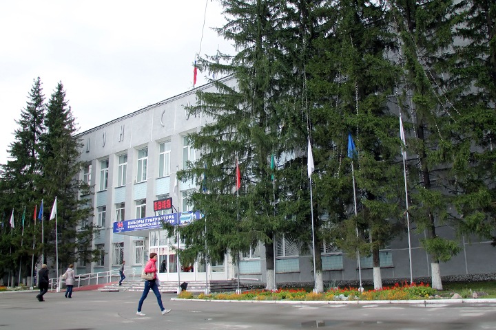 Мэрия Бердска заложит свое здание для ремонта канализации Мэрия Бердска заложит свое здание для ремонта канализации