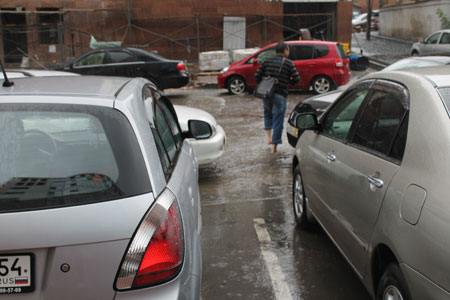 Мэр Новосибирска: «Ливневая канализация всюду есть в нашем городе» (фото)