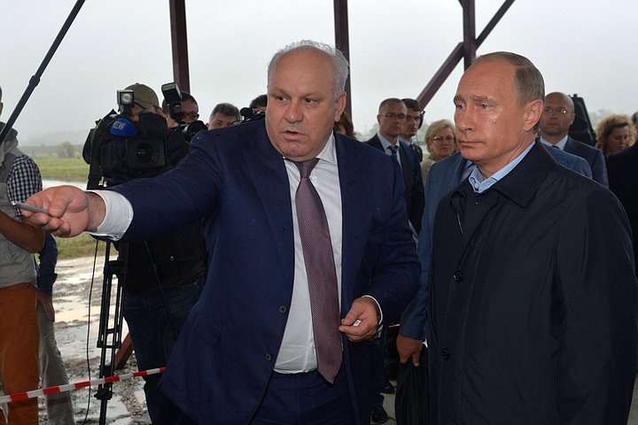 Пресс-служба Зимина опровергла информацию об его отставке Пресс-служба Зимина опровергла информацию об его отставке