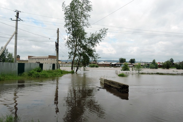 Более 500 домов подтоплено в Иркутской области Более 500 домов подтоплено в Иркутской области