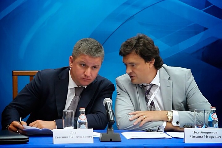 «РусГидро» породнилось с «Роснефтью»: планы и приоритеты на собрании акционеров в Красноярске (видео) «РусГидро» породнилось с «Роснефтью»: планы и приоритеты на собрании акционеров в Красноярске (видео)