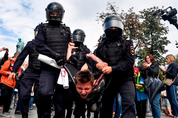К чему приведет рост протестов в Москве К чему приведет рост протестов в Москве