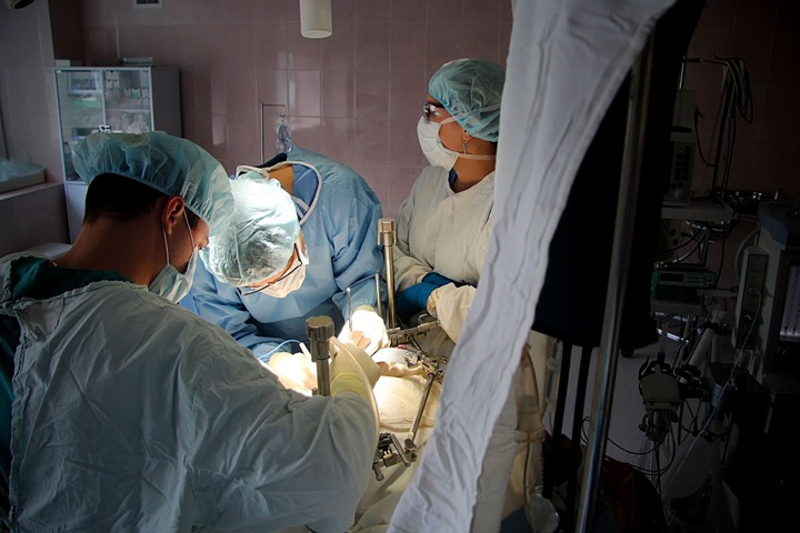 Дефицит медиков и строителей образовался в Новосибирской области