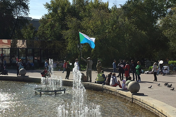 Акция в поддержку хабаровчан прошла в центре Новосибирска
