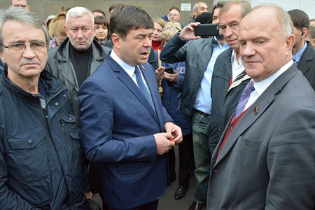 Полиция привлекла за самоуправство директора иркутского рынка, закрывшего двери перед Зюгановым Полиция привлекла за самоуправство директора иркутского рынка, закрывшего двери перед Зюгановым