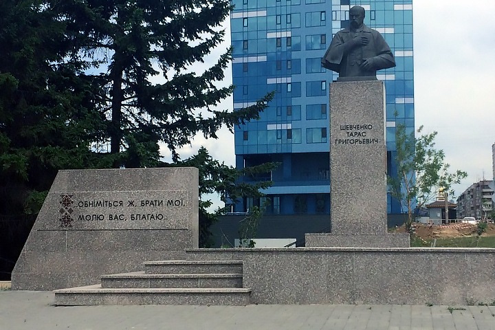 Украинцы в Сибири: декабристы, сторонники автономии и спасавшиеся от Голодомора Украинцы в Сибири: декабристы, сторонники автономии и спасавшиеся от Голодомора