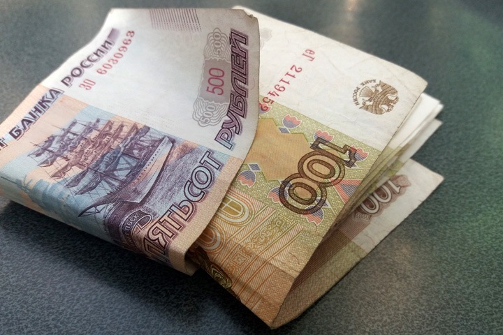 Около 100 тыс. рублей: сколько готовы платить водителям, слесарям и менеджерам по продажам в Сибири Около 100 тыс. рублей: сколько готовы платить водителям, слесарям и менеджерам по продажам в Сибири