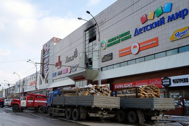 «У нас нет воды»: журналисты восстановили хронологию трагедии в «Зимней вишне»