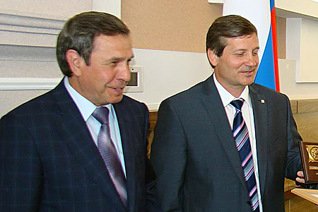 Губернатор не считает Общественную палату Новосибирской области бесполезной Губернатор не считает Общественную палату Новосибирской области бесполезной