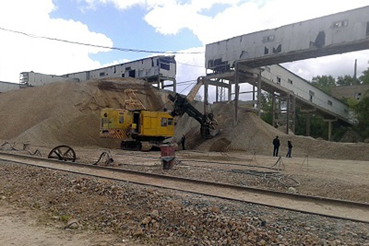 Сотни человек остаются без работы на подконтрольном сыну Чайки заводе под Новосибирском