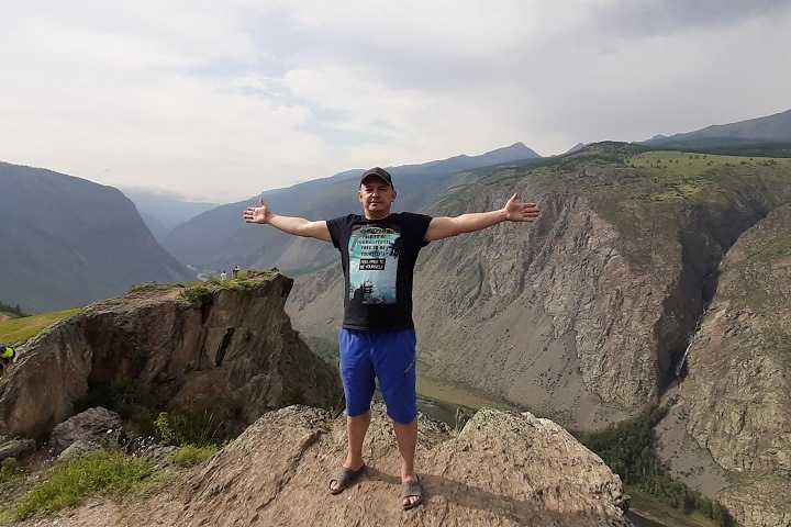 Новосибирский поэт пожаловался на угрозы от единороссов Тувы Новосибирский поэт пожаловался на угрозы от единороссов Тувы