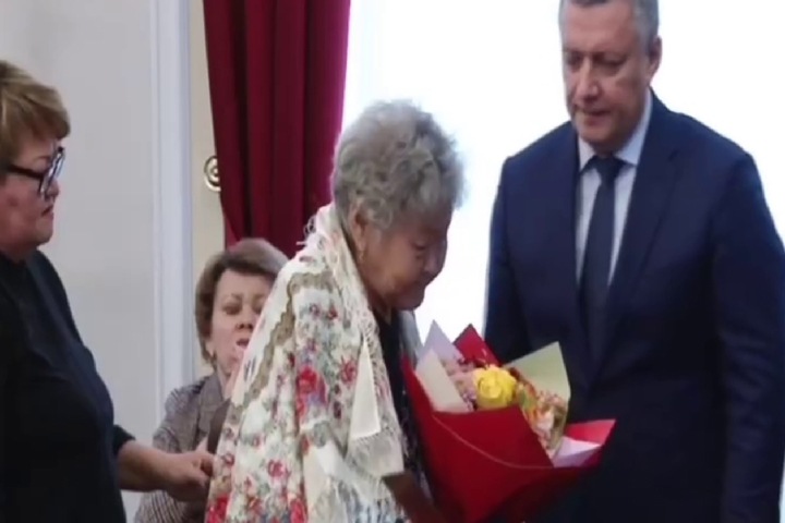 Иркутский губернатор сказал матерям погибших в «спецоперации», что ушедшие в армию сыновья «принадлежали» государству Иркутский губернатор сказал матерям погибших в «спецоперации», что ушедшие в армию сыновья «принадлежали» государству