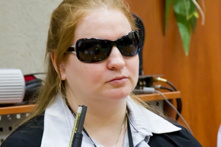 «Игра на выживание»: где и как находят работу слепые люди в Сибири