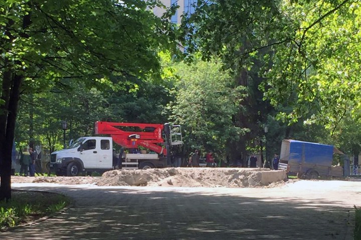 Известное по разборке со стрельбой кафе в центре Новосибирска снесли