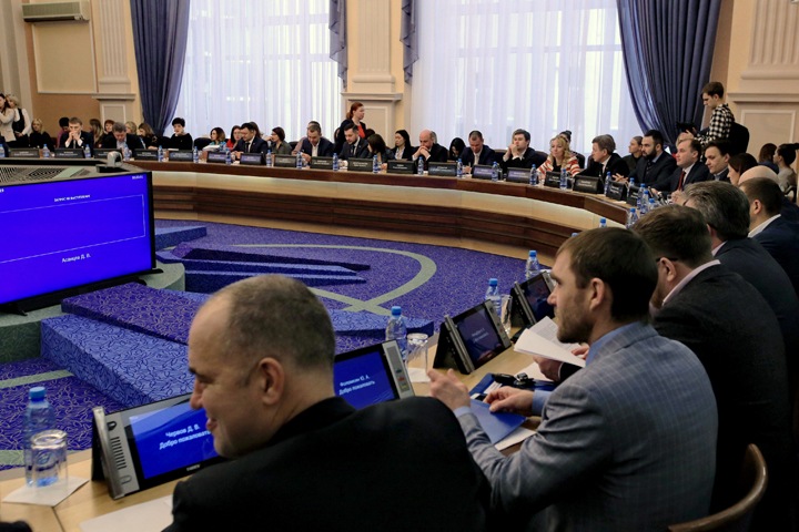 Депутаты одобрили работу Локтя в пятый раз