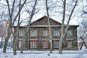 Расселят, но потом: как жители новосибирского микрорайона добиваются переезда из бараков Расселят, но потом: как жители новосибирского микрорайона добиваются переезда из бараков