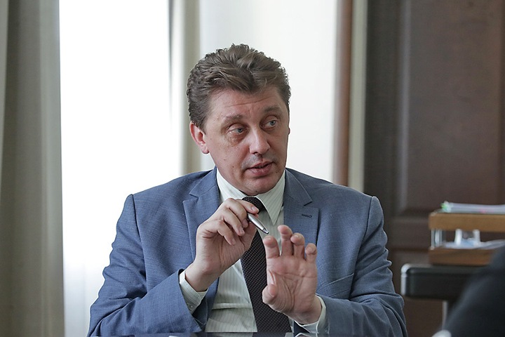 Экс-глава новосибирского дептранса устроился в муниципальное ПАТП-4 Экс-глава новосибирского дептранса устроился в муниципальное ПАТП-4