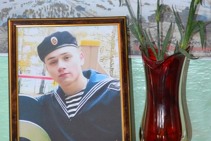 СМИ рассказали о смерти новосибирского «добровольца» в ЧВК «Вагнер» СМИ рассказали о смерти новосибирского «добровольца» в ЧВК «Вагнер»