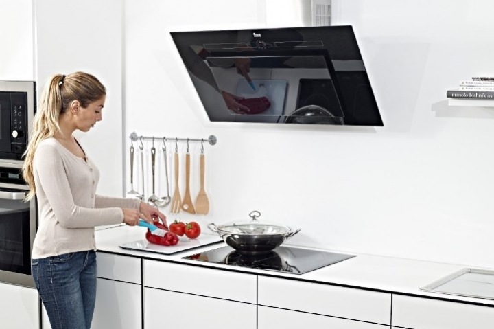 Вытяжка на кухню и особенности ее выбора