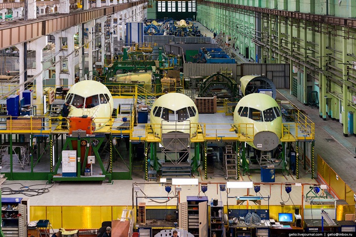 Новосибирцев просят выполнять требования ФСБ во время учений по пресечению теракта на авиазаводе Новосибирцев просят выполнять требования ФСБ во время учений по пресечению теракта на авиазаводе