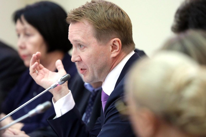 Путин пообещал Миронову разобраться с запретом спектакля «Иисус Христос — суперзвезда» в Омске