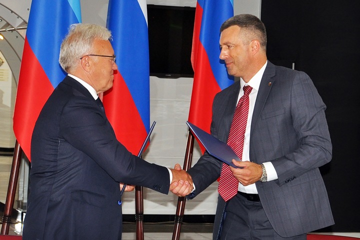 Помощь только одному району ЛНР обойдется красноярцам в 1 млрд Помощь только одному району ЛНР обойдется красноярцам в 1 млрд