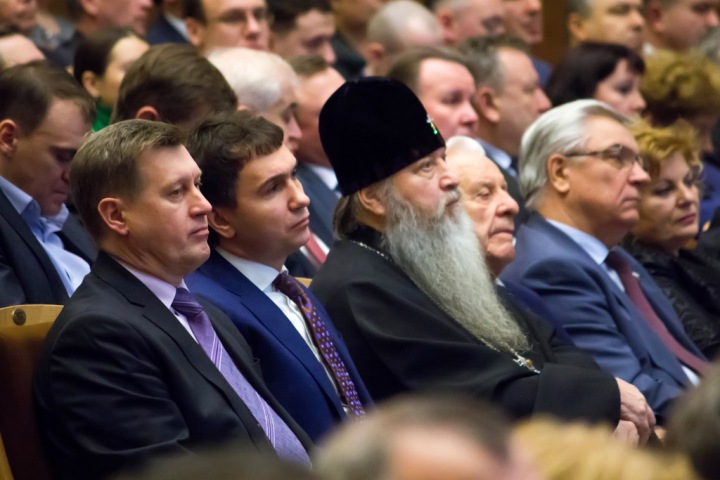 Итоги года: «Кто теперь главный в Новосибирской области?» Итоги года: «Кто теперь главный в Новосибирской области?»