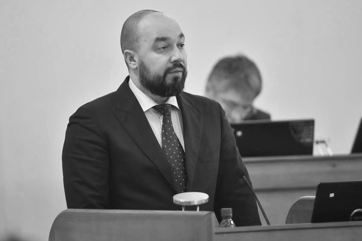 Суд отклонил жалобу на приговор бывшему вице-премьеру Бурятии за хищения на новосибирском заводе Суд отклонил жалобу на приговор бывшему вице-премьеру Бурятии за хищения на новосибирском заводе