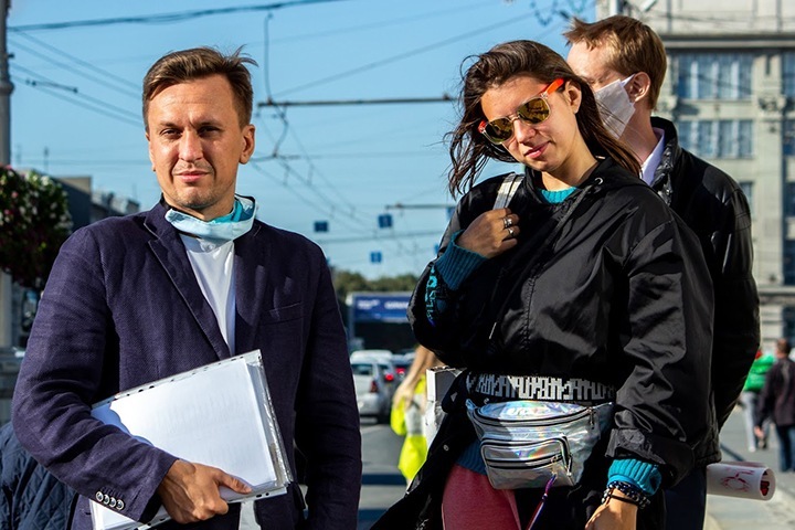 Обыски начались у независимого депутата горсовета Новосибирска