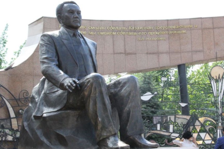 Уход Назарбаева подскажет элитам решение проблемы передачи власти Путиным Уход Назарбаева подскажет элитам решение проблемы передачи власти Путиным