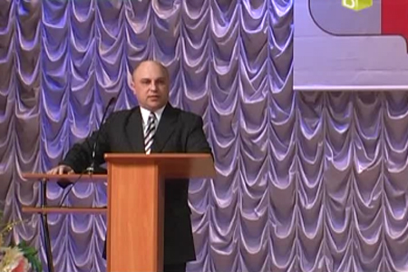 Мэр Оби опровергает возбуждение уголовного дела в отношении своего заместителя Мэр Оби опровергает возбуждение уголовного дела в отношении своего заместителя