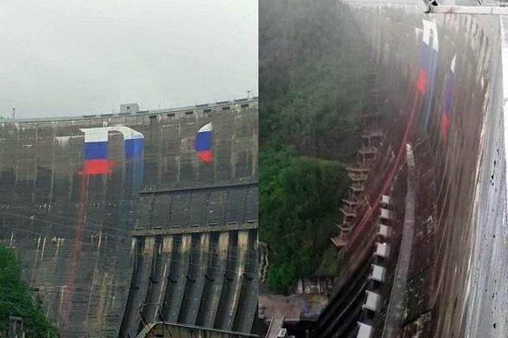 Newslab: Надпись «Россия» на Саяно-Шушенской ГЭС утекла в реку