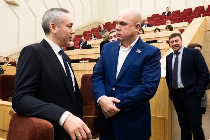 Новосибирский губернатор о выборах депутатов: «У „ЕР“ есть актуализированная база жителей, по сути, с отметкой об их намерениях» Новосибирский губернатор о выборах депутатов: «У „ЕР“ есть актуализированная база жителей, по сути, с отметкой об их намерениях»