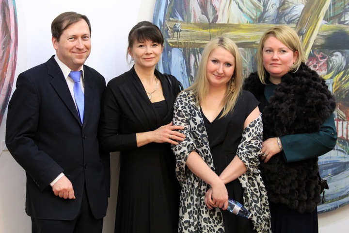 «Мы должны не просто дать поесть, а изменить жизнь». Как в Сибири 20 лет помогают одиноким матерям «Мы должны не просто дать поесть, а изменить жизнь». Как в Сибири 20 лет помогают одиноким матерям