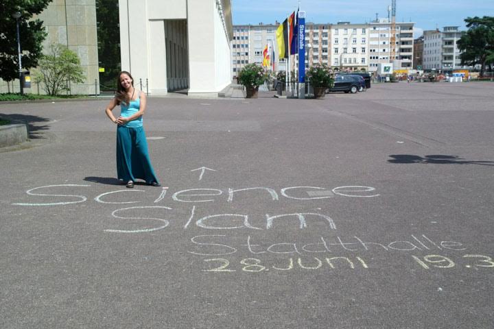 «Не любите вирусы? Вы просто не умеете их готовить!»: как вирусолог из Академгородка победила в Science Slam в Германии «Не любите вирусы? Вы просто не умеете их готовить!»: как вирусолог из Академгородка победила в Science Slam в Германии