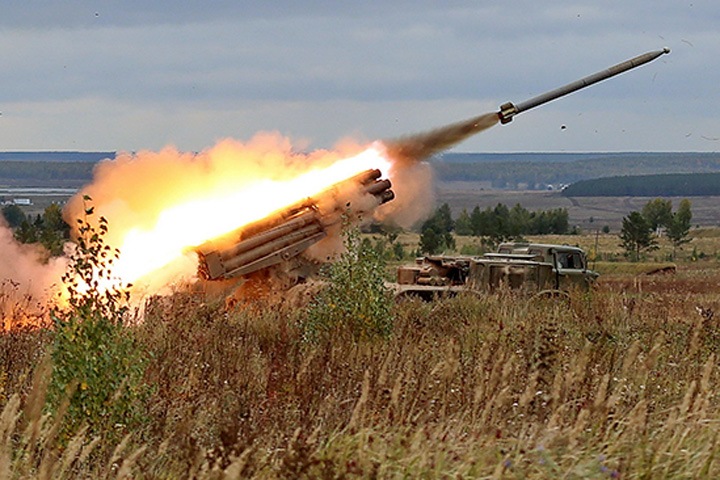 Путин прибыл на военные учения в Забайкалье Путин прибыл на военные учения в Забайкалье